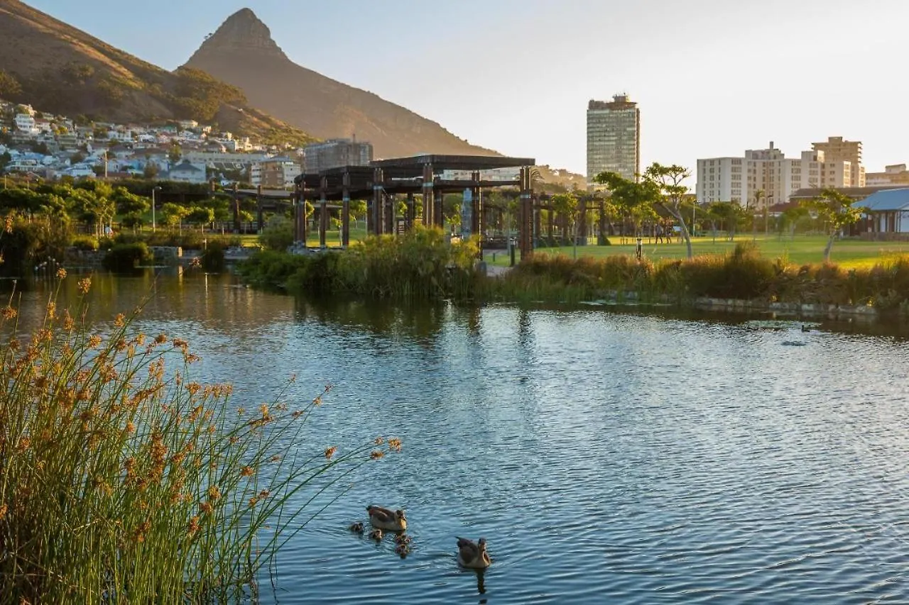 Luxury Apartment, Near V&A Waterfront And Cpt Stadium Cape Town South Africa